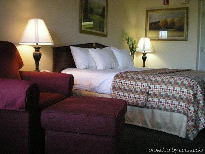 Baymont By Wyndham Florence/Muscle Shoals Habitación foto